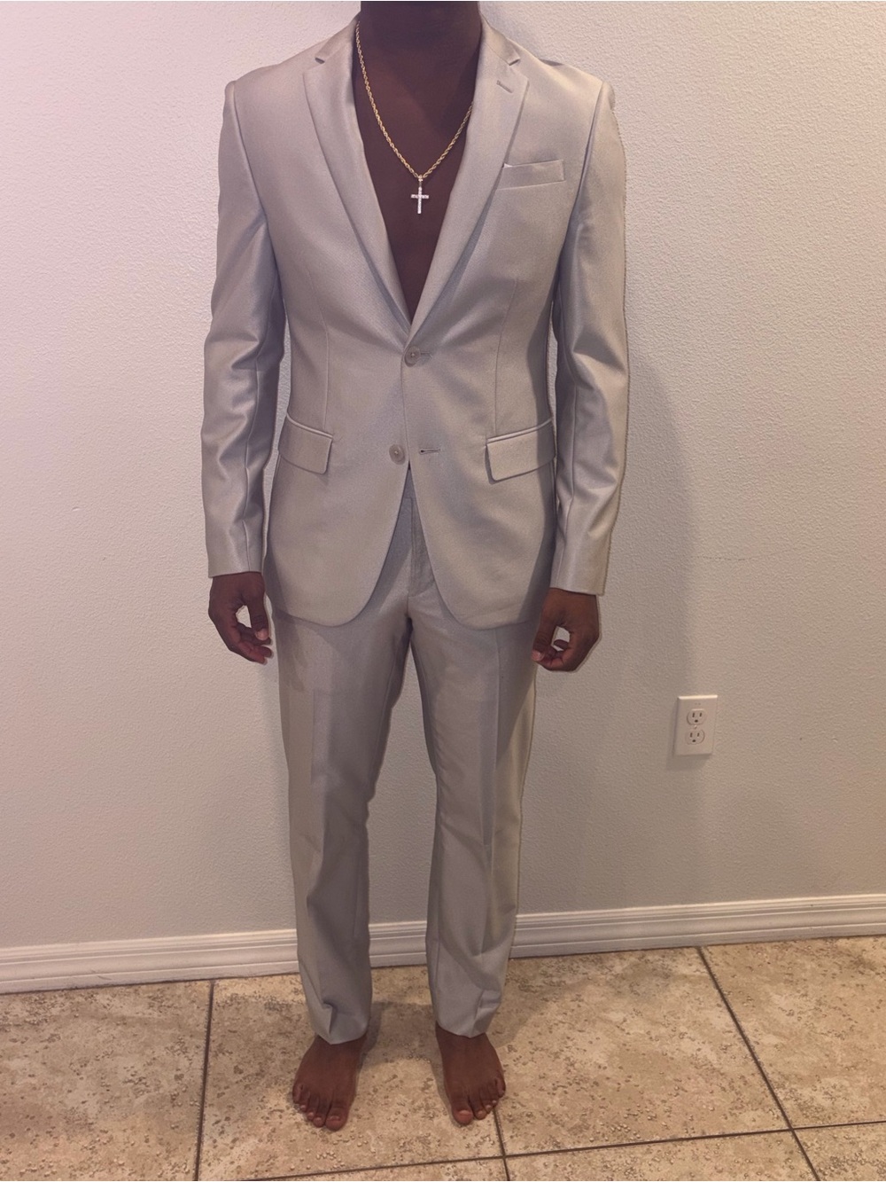 Egara Light Gray Two-Button Suit
